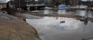 Vattenläcka stängde gångväg