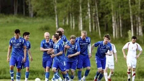 IFK Arvidsjaur jublar över ännu en seger i söderfyran. IFK är i serieledning efter att ha besegrat Öjebyn med klara 6-2. (Arkivbild)