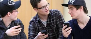Mobilen populär i klassrummet