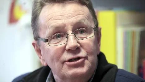 Billy Bergström, servicepedagog på Munksunds skola, är säker på att problemen med inomhusmiljön ligger bakom hans allergiska utslag.