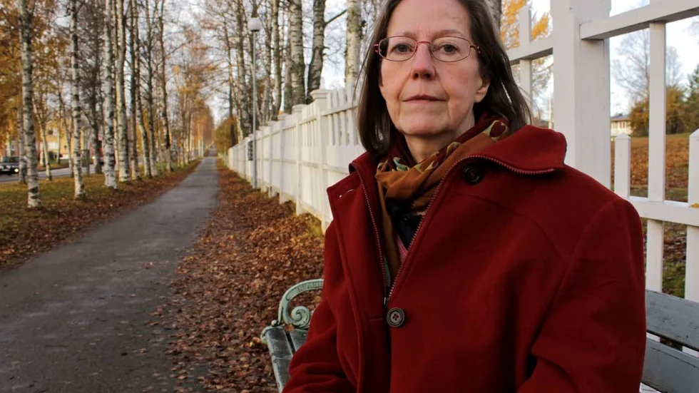 Mataspekter. Lilian Ryds senaste bok "Urfödan – Om självhushållets mat hos folk i Lappland" tar upp alla tänkbara aspekter av mat bland såväl samer som ickesamer, nybyggare som renskötare. Boken är utgiven på Ord och visor förlag.