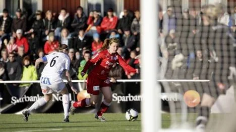 Jennifer Nobis gjorde en strålande premiärmatch i Piteå. Ett mål, en assist och ett jättejobb gav högt betyg.