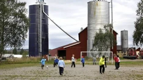 Många passade på att spela fotboll den första skoldagen.