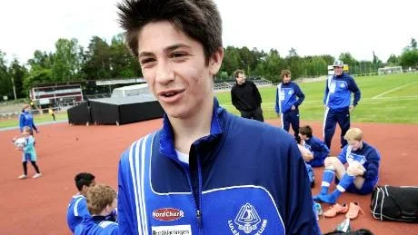FÖRLUST. Anton Lomakka, Luleå SK, och hans lagkamrater var nära att rubba Paulistinha.