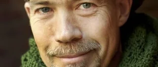 Sätter bilderna i ett sammanhang