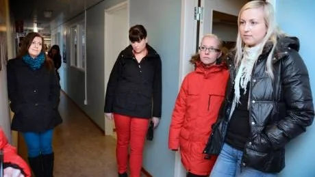 BESVIKNA.  Uppgivna, besvikna och förbannade - så beskriver Malin Lundholm, Annelie Granström, Susanna Laine och Therese Stålarm sina känslor efter beskedet. Foto: Göran Lahti