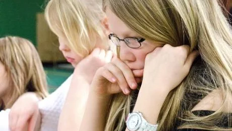 LÄRDOMAR. Morfar har lärt Olivia Holmberg, Nya läroverket, merparten av vad hon kan av det ädla spelet schack.