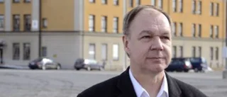 Militär profil slutar pendla