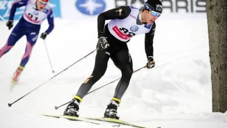 två av två. Marcus Hellner lämnar Östersund med två guld av två möjliga. I lördagens 15 kilometer fristil slog han Åsarnas Johan                        Olsson med 0,9 sekunders marginal. Foto: Linda Wikström