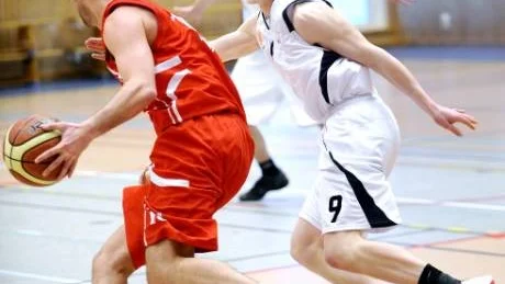 NIVÅSKILLNAD. Marcus Flinks (9) BG kunde inte rå på ett snabbare och starkare Blackeberg.Foto: Andreas Wälitalo