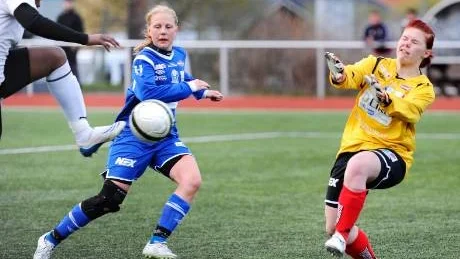 Nollade. Mercy Monday och hennes Luleå DFC fick inte hål på Lisa Nyberg i Alviksmålet. foto: Andreas Wälitalo