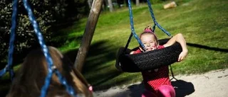Ryska barn besöker den svenska sommaren