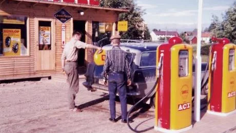 SVUNNA TIDER. Idag är Shell i Gyljen ett minne blott men på tiden det begav sig var servicen total.