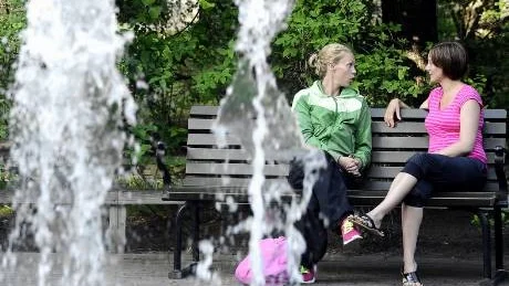 komplement. Hjälpen från ABK ersätter inte behandling av ätstörningar, utan ska ses som ett komplement. Mentorerna erbjuder stöd utifrån sin egen erfarenhet av sjukdomen.