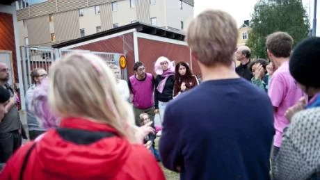 POLITISKT. Ofogaktivisterna menar att anhållandena av deras kamrater gör att de kan kallas politiska fångar.