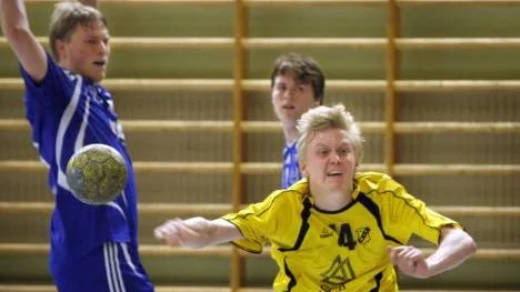 Johnny Landgren, Norrfjärden, var tillbaka på planen och firade 24-årsdagen med en derbyseger.