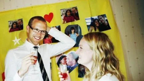 "Oh my God" var de första ord Melissa sa när hon träffade Olles tvillingbror Erik Strömgren. Erik känner bara lycka för att hans bror äntligen fått sin Melissa.