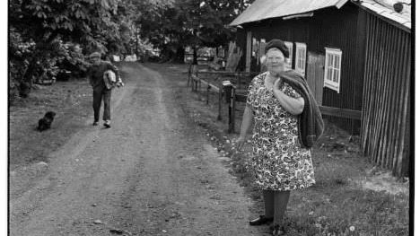 Sami och Karin i Vresekull, juni 1975.