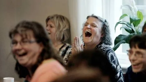 Publiken fick många anledningar till gapskratt när Ewert Ljusberg satte igång.