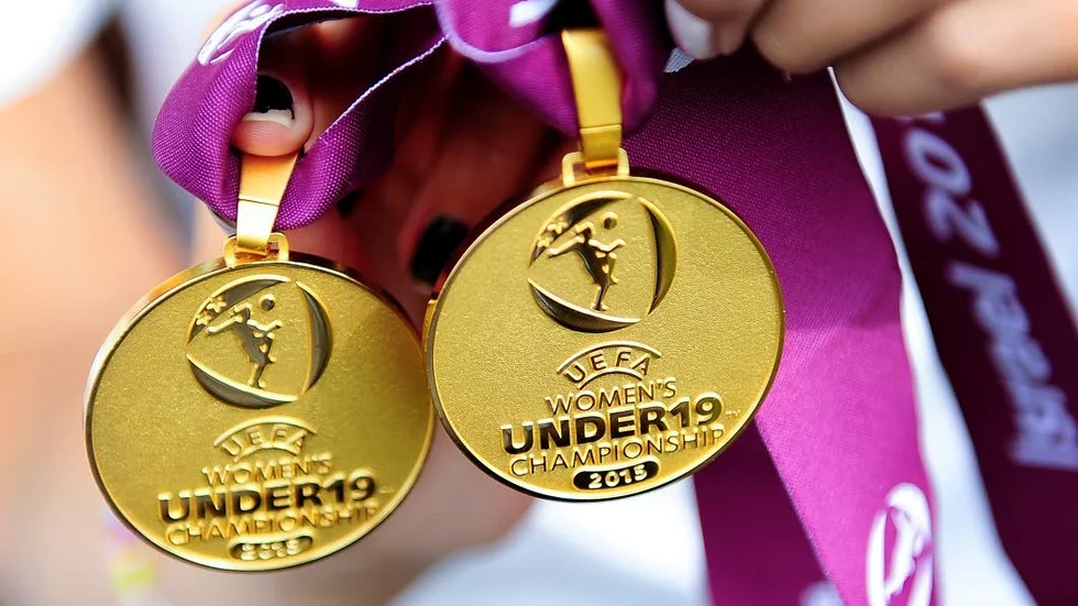 Guld. Det blev den ädlaste av valörer till svenskorna.