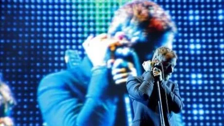 INÅTVÄND. Matt Berningers The National gjorde söndagen på Treasure Island Music Festival till de slutna ögonen och den inåtvända dansens dag.