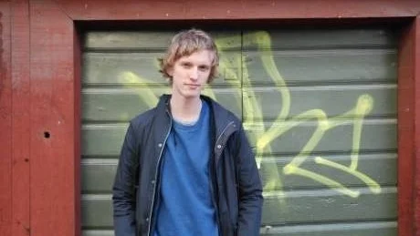 ROLIG. Ola Söderholm kan man se i Roast på Berns när programmet drar igång igen. Dessutom skriver han åt tv-programmet Parlamentet.
