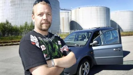 Från ett år till ett annat blev Alf Renbergs Chrysler 3259 kronor dyrare. "Det tål att skrivas om hur försäkringsbolag lurar folk", säger han.