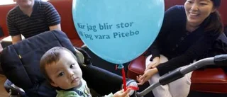 Nyinflyttade Pitebor njöt av wokad pitepalt