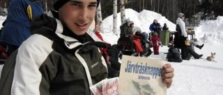 Fisken hugger i Järvträsknappet