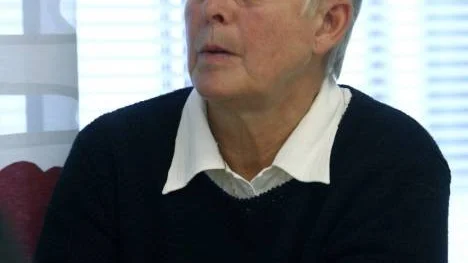 Marie Asplund, verksamhetschef för akutsjukvården vid Piteå älvdals sjukhus, vill inte kommentera sparförslaget. "Jag tycker ingenting, vi arbetar utifrån ett förslag och just nu har jag inga åsikter om någonting" säger hon.