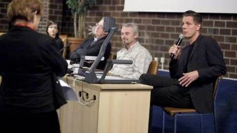 Efter dokumentären "Som en pascha" anordnades en paneldebatt om varför män köper sex. Längst till höger filmens upphovsman Svante Tidholm.