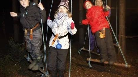 Anna Dahl, Fanny Sandström, Wilma Dahl och Nathalie Olsson stortrivs i scouterna.