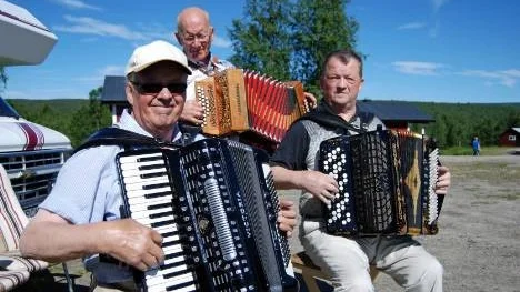 En trio och "Drömmen om Elin". Från vänster Sven-Erik Berg, Björgvin Olsen och Valdor Engström.