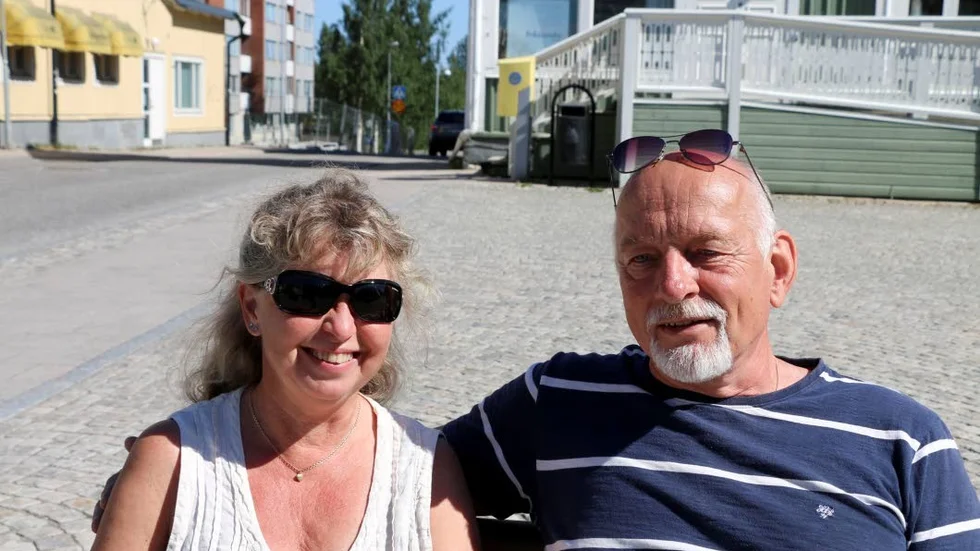 ENIGA. "Det ska finnas en samverkan mellan gångare och cyklister", säger Stefan Nilsson.
"Ett hänsynstagande", fyller Britt Törnlund Nilsson i.
