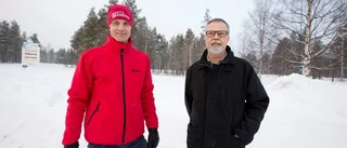 165 solpaneler på solstolar