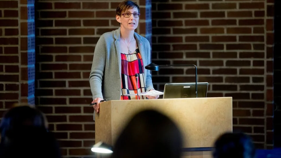 Glädjs. Helena Stenberg (S), anser att kommunen kan förstärka sitt arbete med flyktingmottagandet genom det extra statsbidraget. (Arkivbild)
