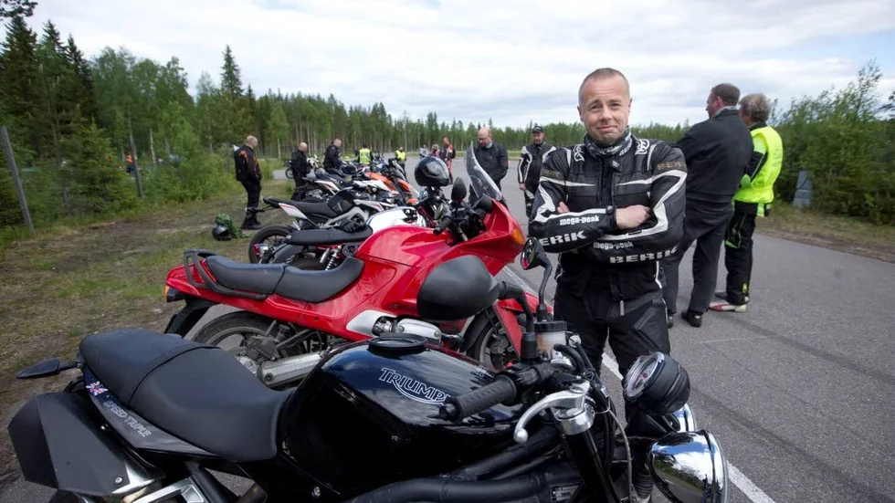 Bättre förare. Lulebon Thomas Palmklint tog med sig sin Triumph Speed Triple till Långnäs. "Jag vill bli en bättre och säkrare mc-förare", säger han.