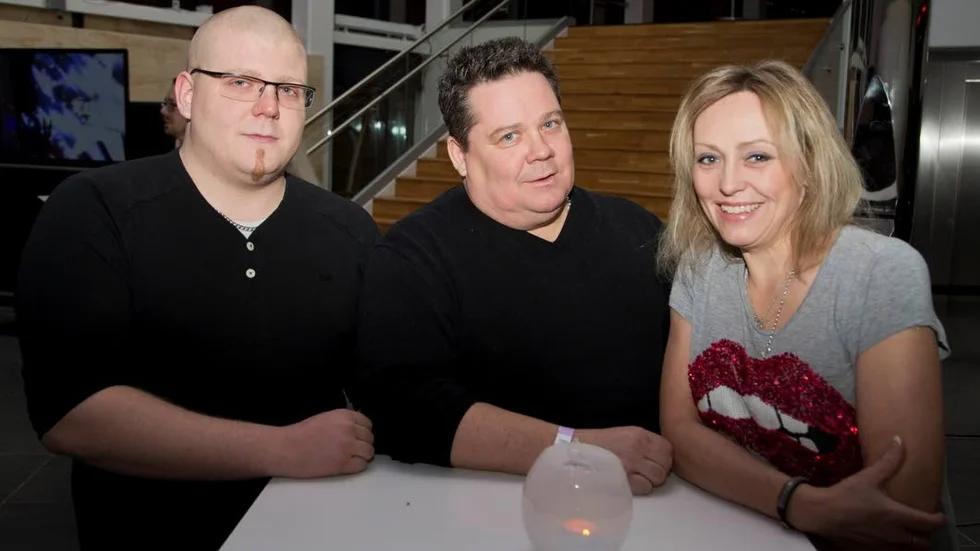 I vimlet. Tim Sundberg, Tomas Sundberg och Veronica Markström fanns på plats på premiären.