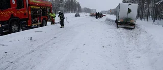 En man död i trafikolyckan