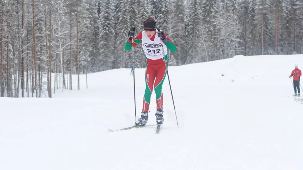 SEGRARE. Pål Jonsson bjöd på storslagen åkning och vann enkelt guldet i H15.