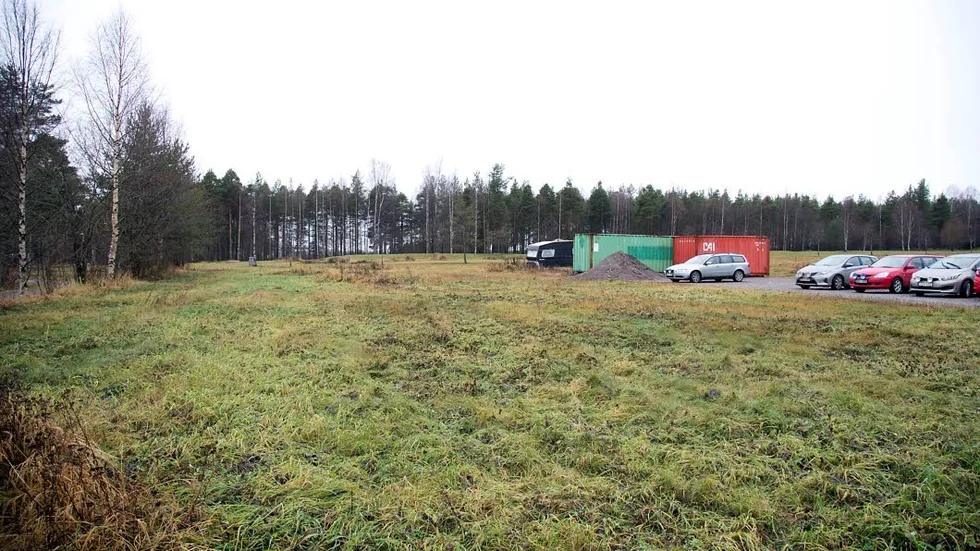 Strid. Här vid Murargatan på Berget vill Pitbo uppföra tre hyreshus som ett elevbygge. Bygglov är nu beviljat, men kan överklagas. (Arkivbild)