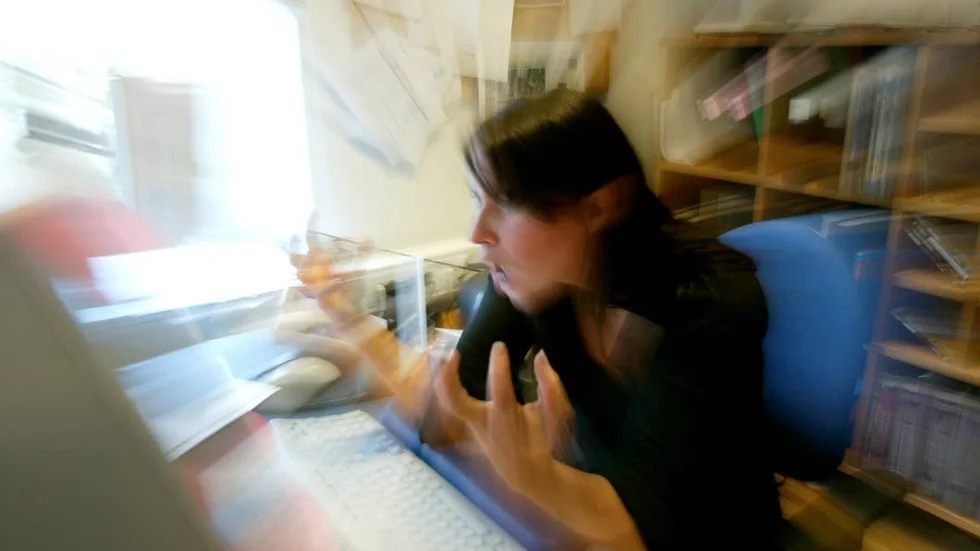 Datorstrul på jobbet tar i genomsnitt en halvtimme av din arbetstid – varje dag.