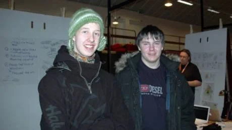 UTSATTA FÖR SAMHÄLLSFÖRÄNDRING. Gymnasieleverna Jonatan Olovsson och Alex Broberg och övrig befolkning i Gällivare/Malmberget är redan berörda av en samhällsförändring som en grupp internationella forskare nu granskar i avsikt att hitta en bra fortsatt modell för.