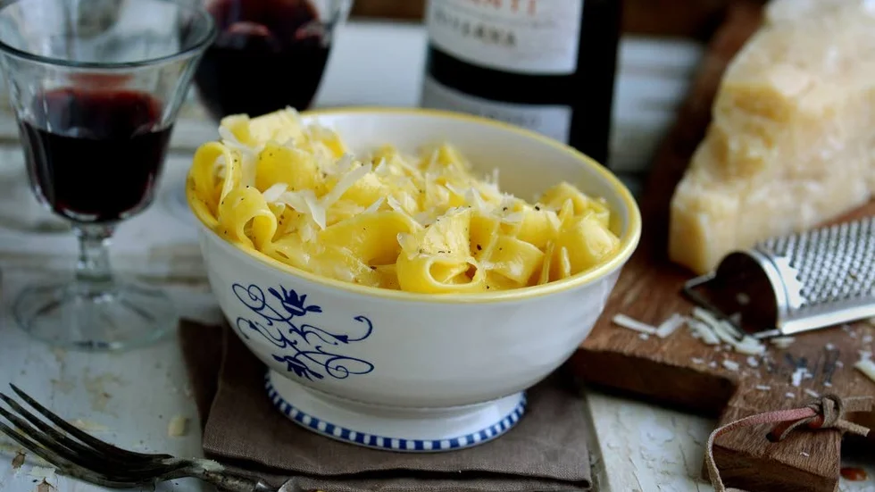 Fettuccine all’Alfredo. Här är en mättande klassiker från Rom.