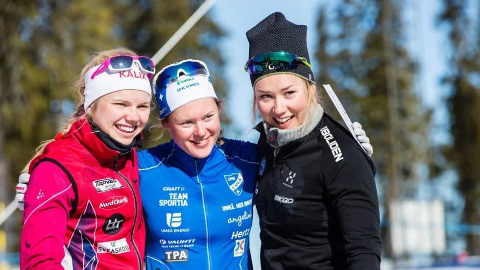 Emma Ribom, Kalix SK, Elina Rönnlund, IFK Umeå och Jenny Larsson, Gellivare Skidallians