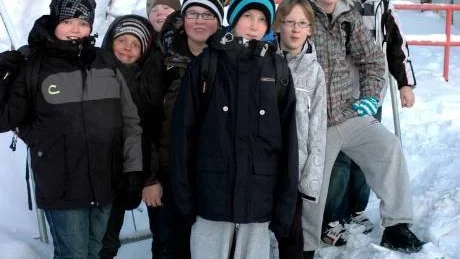 ÖPPNA TRAPPAN. Hedentrappen har stängts på grund av att kommunen inte kan garantera säkerheten vintertid. Hedskolan elever får nu en längre, men kanske  inte säkrare väg att gå.