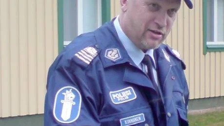 OKLART OM ORSAK. Seppo Kinnunen, polischef i finska Tornedalen, säger att det är för tidigt att veta vad som utlöste familjetragedin.