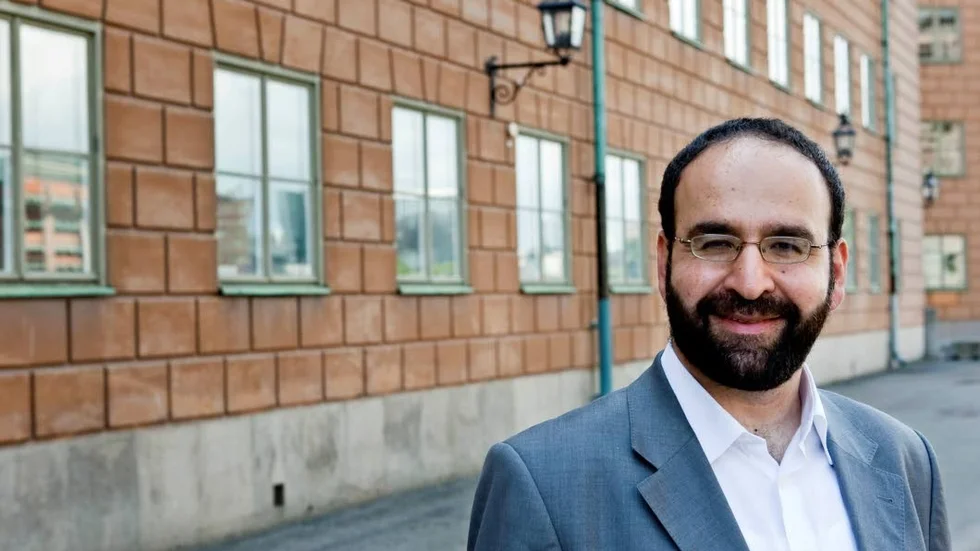 Marknaden. Kan lösa det som bostadsministern misslyckas med.