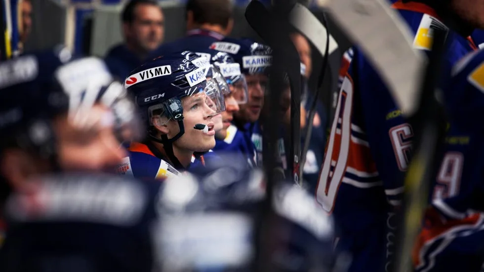 Malte Strömwall får verkligen chansen att visa upp sig under försäsongen. Dels i lagets förstakedja och i den andra powerplayformationen.