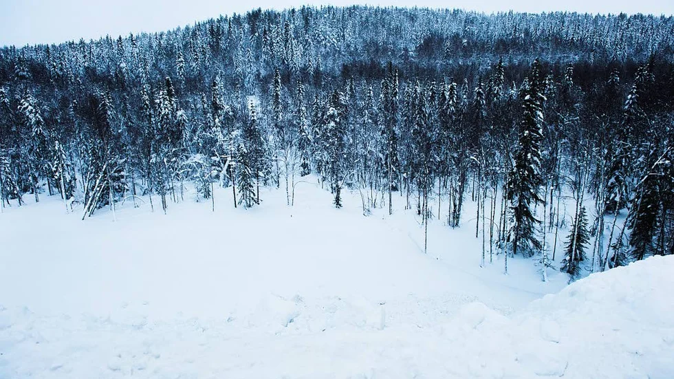 "Som så ofta är det tillfälligheter som råkar stämma för att det ska bli så mycket på en viss plats", säger Emil Björk, meteorolog på Smhi om snön.